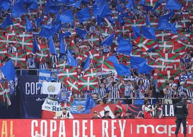 درگیری بر سر سرود ملی در فینال کوپا دل ری 