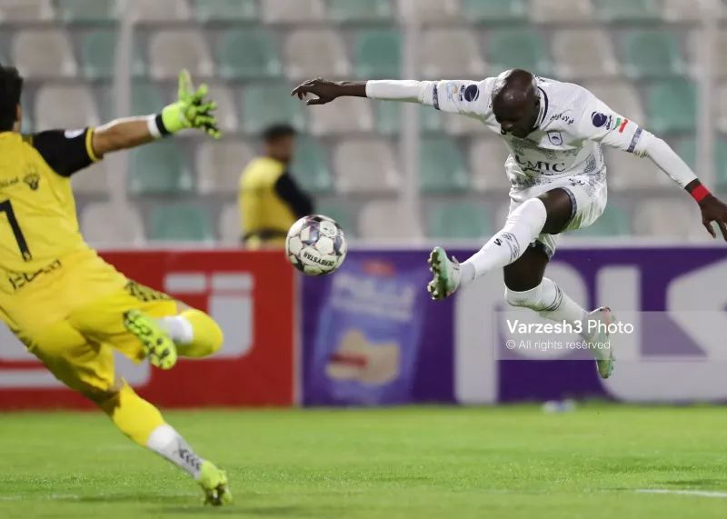 شاید یک پنجره نقل و انتقالات جدید در لیگ ایران