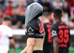 تراژدی در بای‌آرنا: لورکوزن اسیر طلسم دقیقه 97