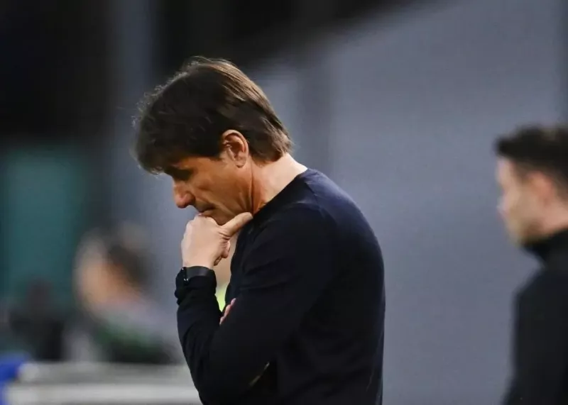 تسلیم ناپولی در بدترین فصل کونته