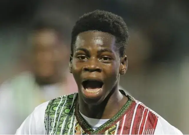 بارسا از چلسی در راه جذب دمبله جلو زد!