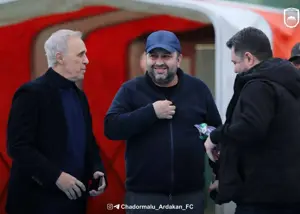 علیدوستی: جنگ نمی‌شد، چادرملو سهمیه می‌گرفت