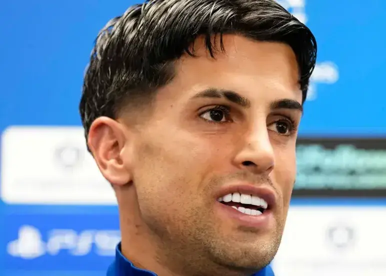 پول بنفیکا به جذب ستاره گرانقیمت بارسا نمی‌رسد