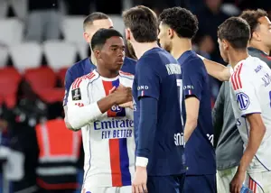 دلیل درگیری اشرف حکیمی و اندریک