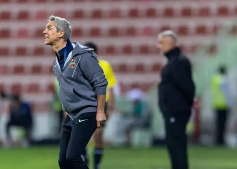 سرمربی شباب الاهلی: این داوری مایه تاسف است!