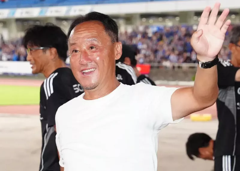 سرمربی سوباسا در بازی فینال لیگ نخبگان!