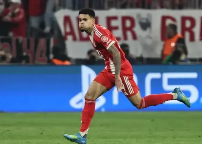 تاریخی: لوییز دیاز غلتک را به راه انداخت!