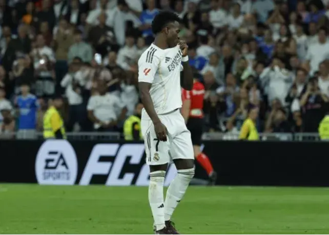 وینیسیوس پس از سوپرگل عذرخواهی کرد