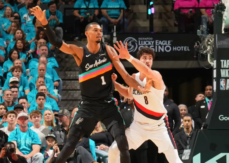 غول اسپرز مصدوم شد، پورتلند به بازی برگشت!