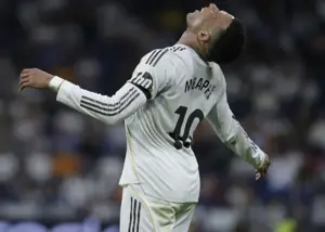 چشمان رئیس از هو شدن امباپه گرد شد