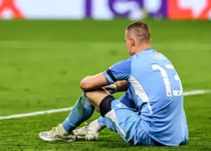 ۱۰ بازی ۲۰ گل: جانشین کورتوا خراب کرد