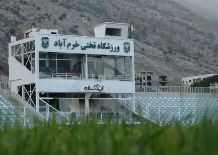 اثرات جنگ‌ و بمباران در استادیوم خیبر (عکس)