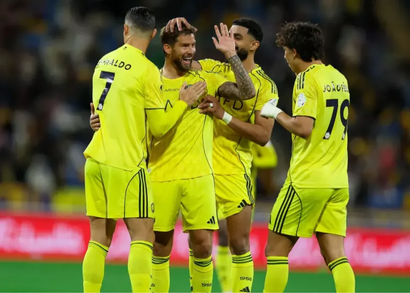 النصر قرارداد مدافع سابق بارسا را تمدید می‌کند