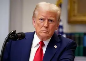 وزیر اقتصاد ایتالیا: از ایده ترامپ خجالت کشیدم!