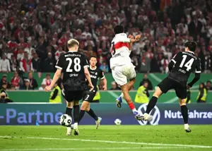 حریف بایرن در فینال جام حذفی مشخص شد