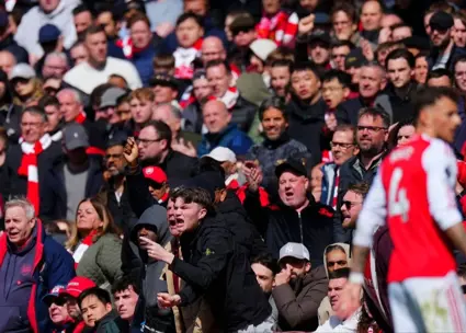 چگونه اعتراض هواداران آرسنال را نابود کرد؟