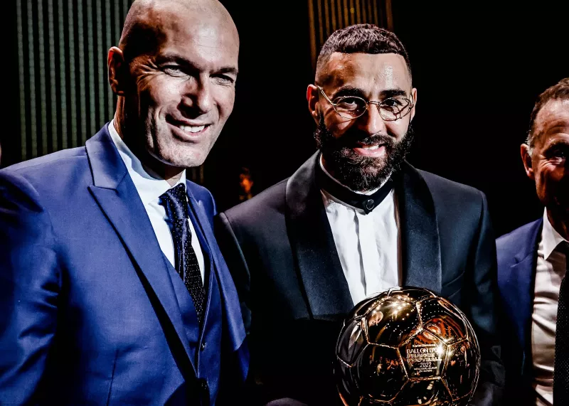 بنزما: زیدان بخواهد، به تیم ملی برمی‌گردم