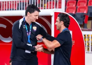 تمجید سرمربی صدرنشین از دفاع فرهاد