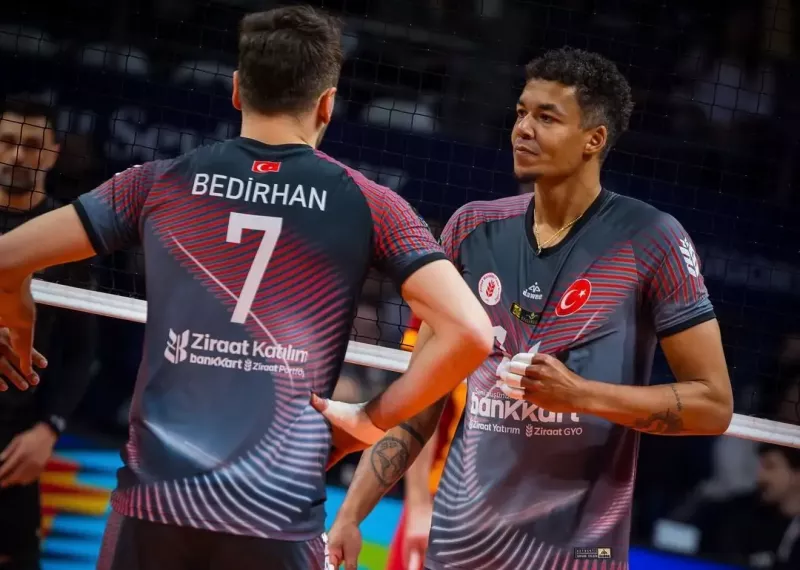 کامبک دیوانه‌وار غول ترک: چشمک به جام