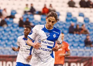 حسین‌نژاد با گل تماشایی 8 گرفت (عکس)