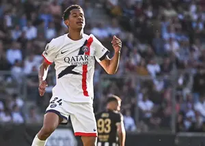 آنژه 0-3 پاریس | گام بلند لوچو به سمت قهرمانی