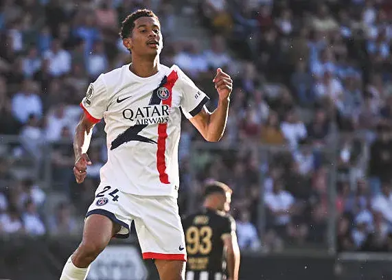 آنژه 0-3 پاریس | گام بلند لوچو به سمت قهرمانی