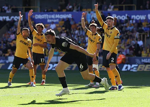 نبرد بقا با چنگ و دندان: اولین علائم حیاتی تاتنهام