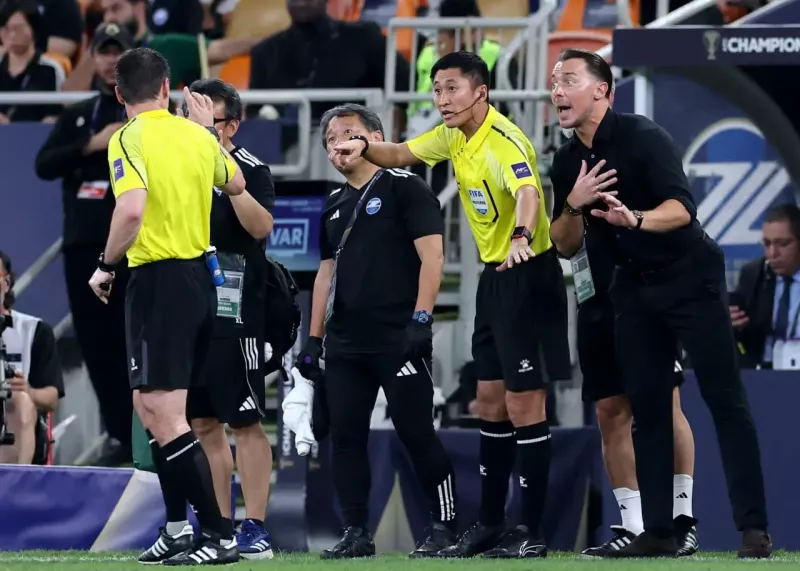 سرمربی قهرمان آسیا به چلسی لینک شد!