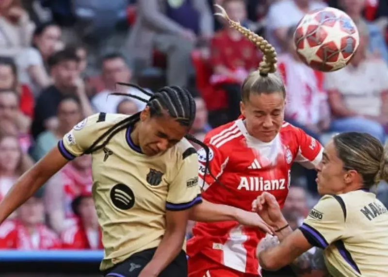 بارسلونا بایرن را در خانه زنده نگه داشت