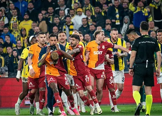 گالاتاسرای-فنرباغچه | دربی مرگ و زندگی!