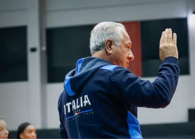 قهرمان جهان و المپیک با ولاسکو استارت زد 