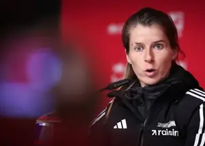 الهه برلین اخراج نمی‌شود: فعلا!