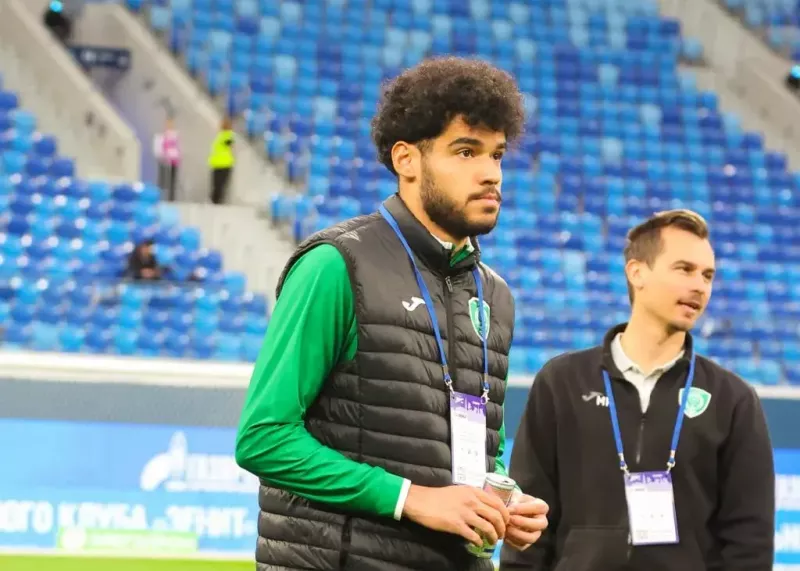 زارع منتظر دفاع مقابل زنیت