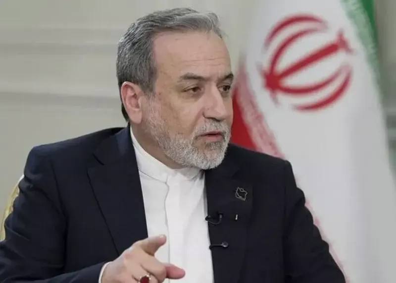 اظهارات عراقچی در بدو ورود به سن پترزبورگ