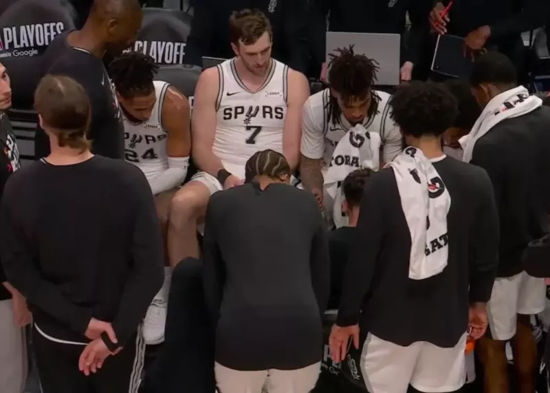 بازگشت ترسناک ومبی: اسپرز در آستانه صعود