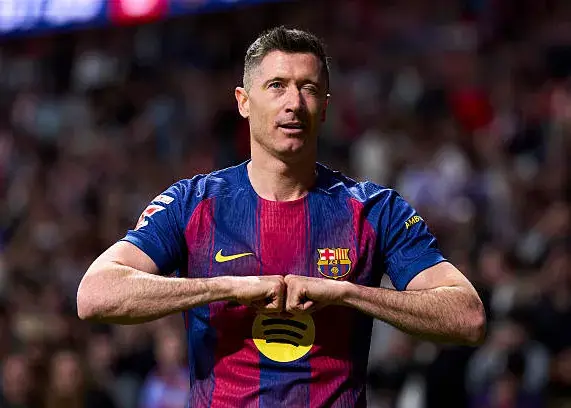 لواندوفسکی بارسا به 26 سالگی برگشت!