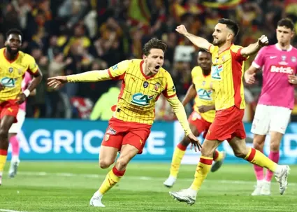 توجه: همه باید از مدل لانس الهام بگیرند!