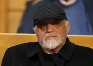 مراسم تشییع پیکر عنایت‌الله آتشی از مجموعه حیدرنیا