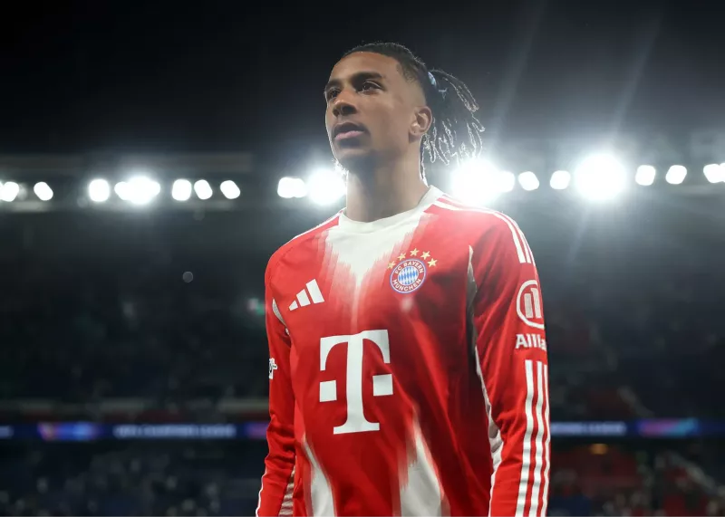 از سیاره‌ای دیگر: اولیسه جنگ تایتان‌ها را برد