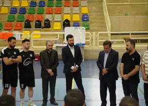 دیدار تاجرنیا با آبی‌ها در آستانه بازی مرگ‌و زندگی