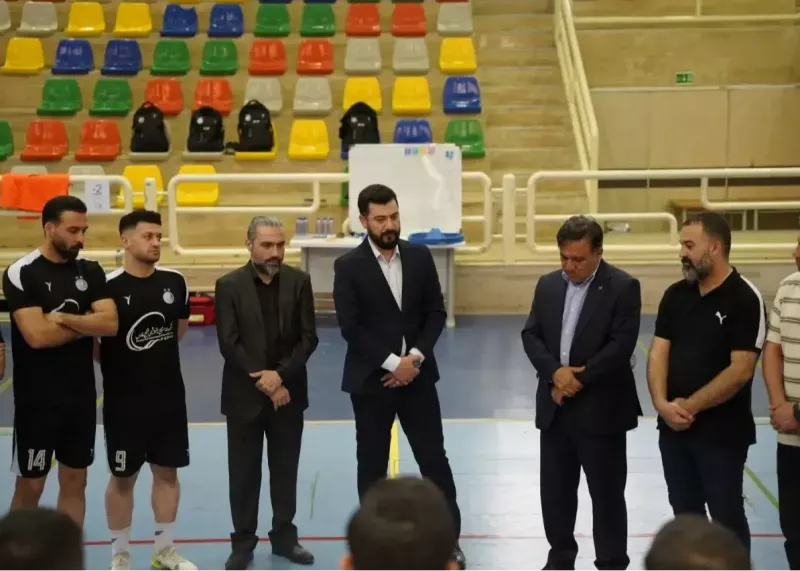 دیدار تاجرنیا با آبی‌ها در آستانه بازی مرگ‌و زندگی