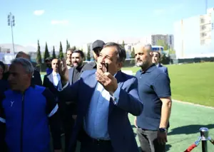تاجرنیا خیلی زود جواب حدادی را داد