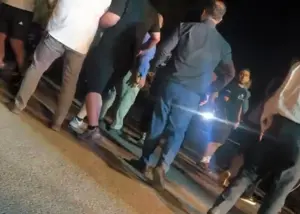 نزاع دسته جمعی در جاده سلامتی مجموعه انقلاب!