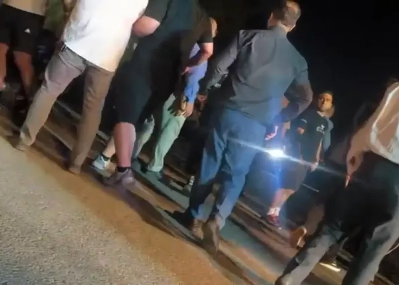 نزاع دسته جمعی در جاده سلامتی مجموعه انقلاب!