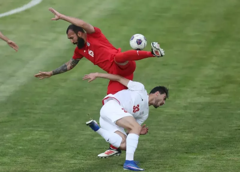 کسری طاهری تا لس‌آنجلس می‌پرد! (عکس)