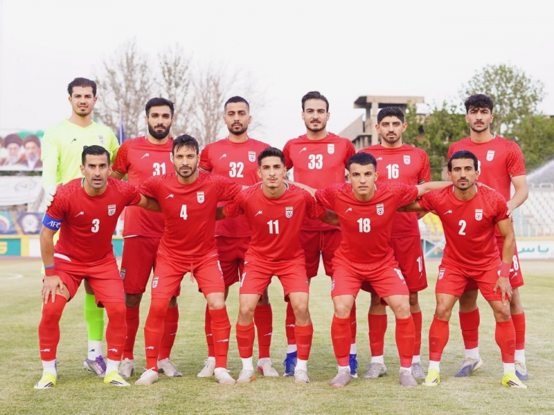 پیراهنی که شاید ایران در آمریکا نپوشد (عکس)