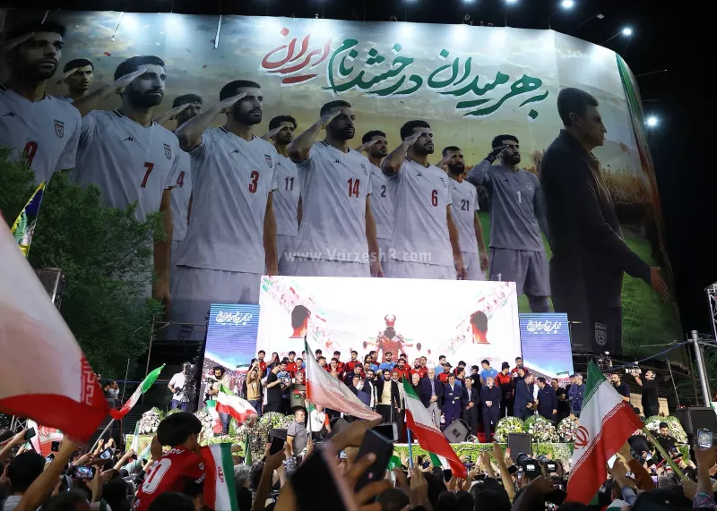 بدرقه کاروان میناب 168 به جام جهانی (عکس)
