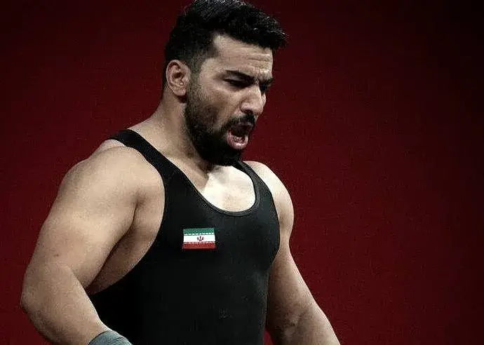 وزنه بردار متهم به قتل خودش را تسلیم پلیس کرد