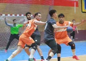 استقلال و مس همچنان در کورس قهرمانی
