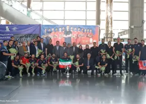 نایب قهرمان آسیا به ایران برگشت